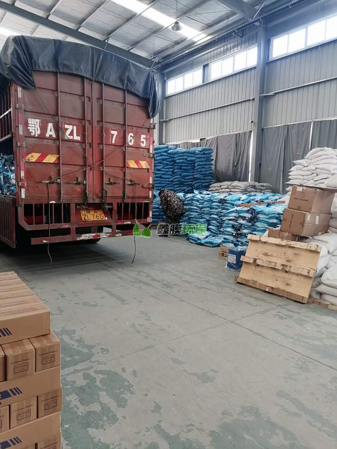 軟水鹽新到一車(chē)，備貨充足